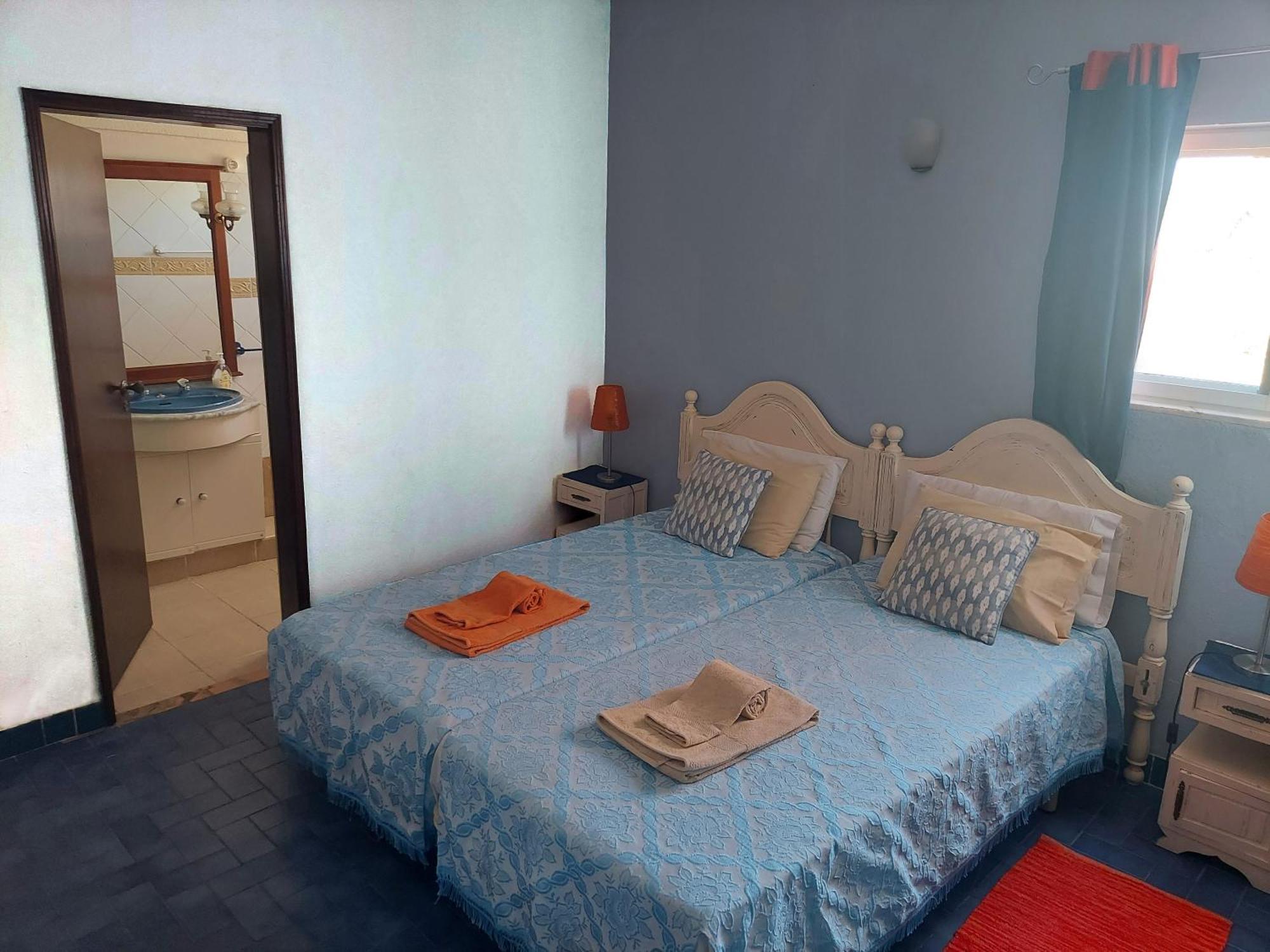 Vivenda Os Silvas Hotel Odiáxere Екстериор снимка