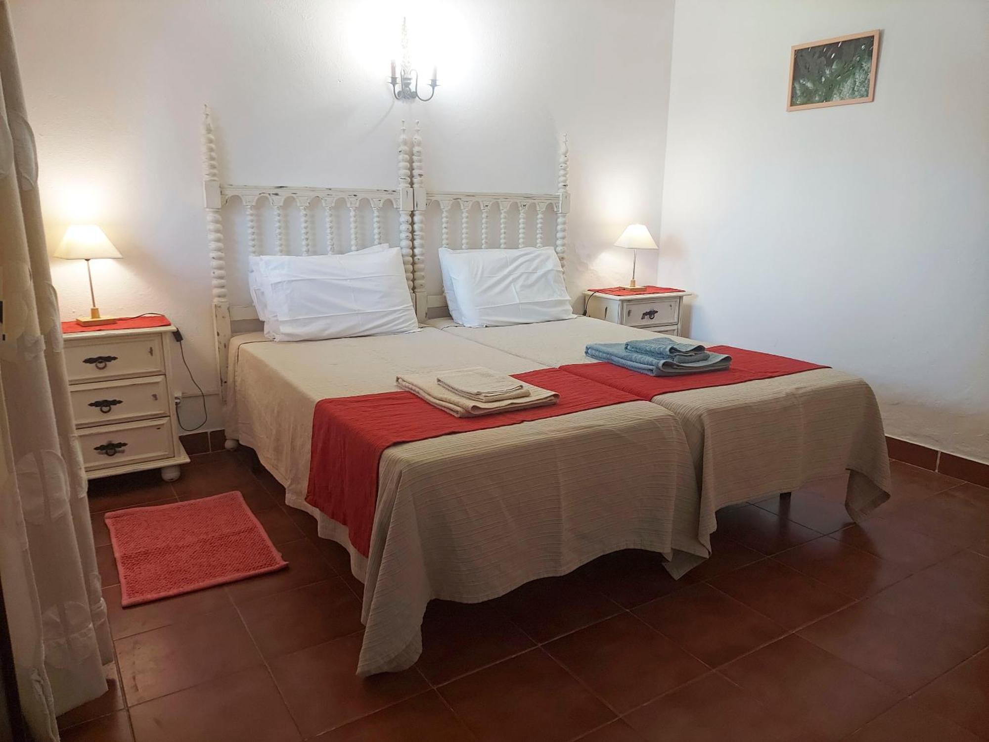 Vivenda Os Silvas Hotel Odiáxere Екстериор снимка
