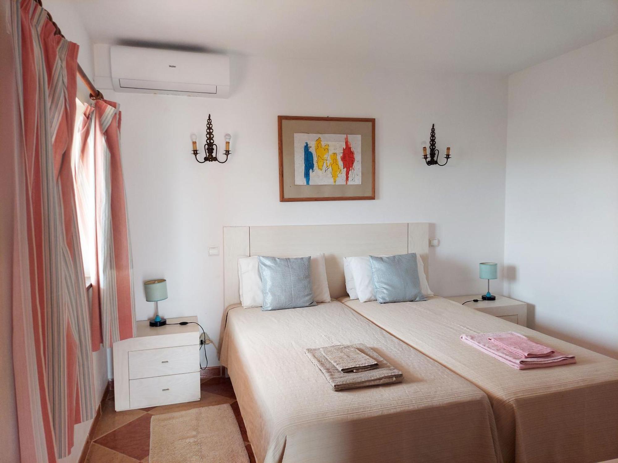Vivenda Os Silvas Hotel Odiáxere Стая снимка