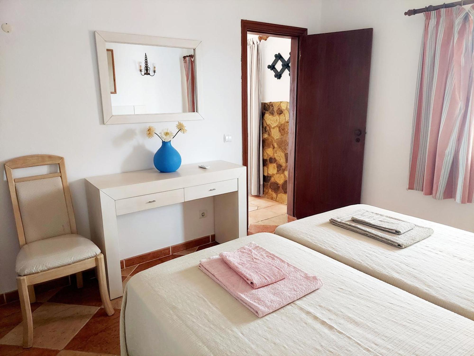 Vivenda Os Silvas Hotel Odiáxere Стая снимка